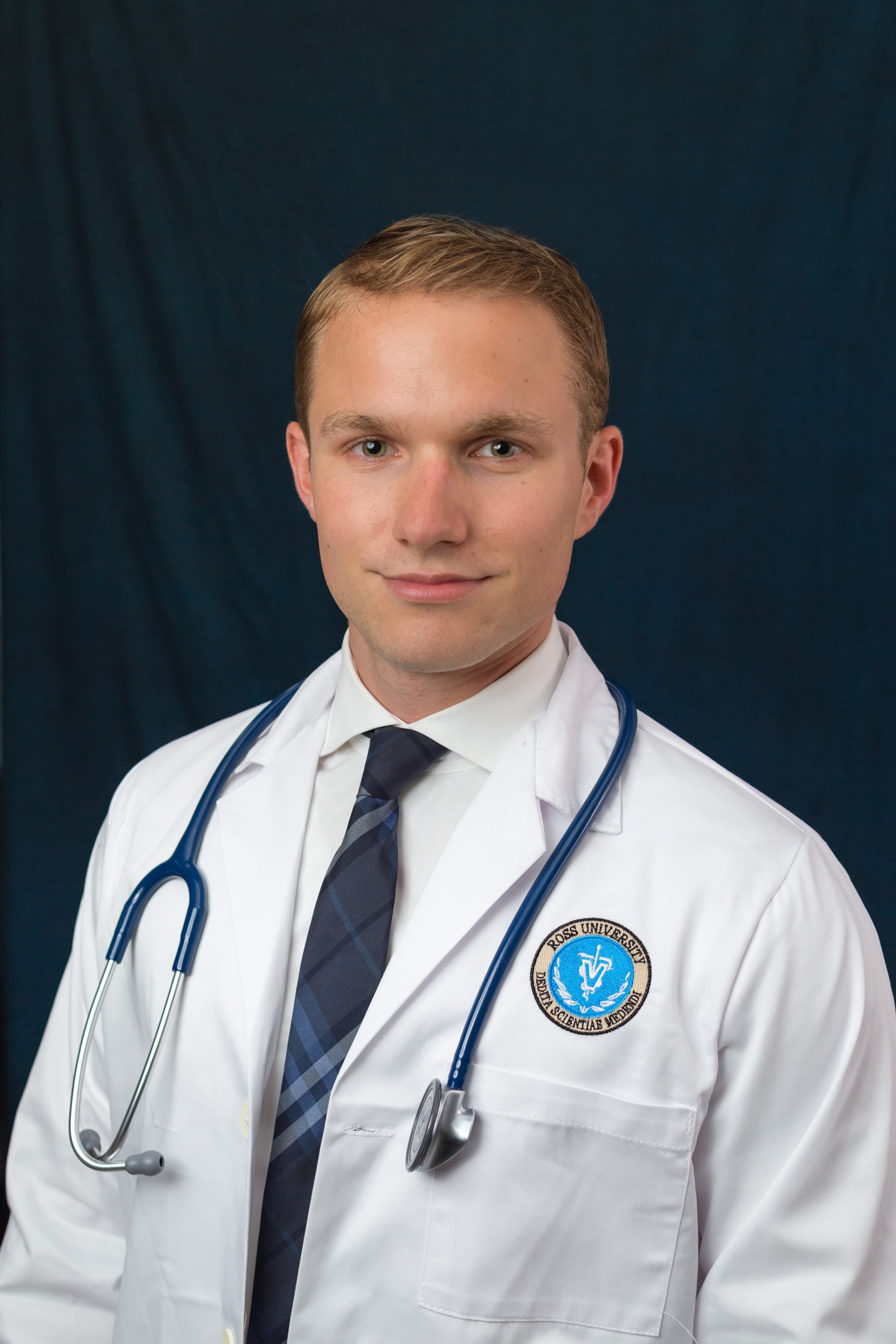 Dr. Taylor Renzi - Lake Anna Veterinary Hospital Veterinarian